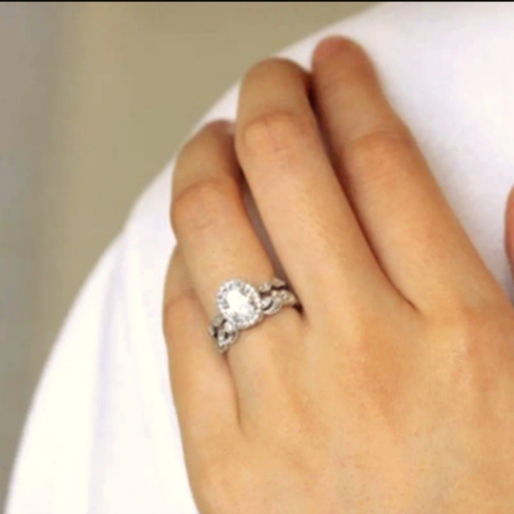Delicate Vintage Pattern Silver Geometric White Zircon Ring Set
